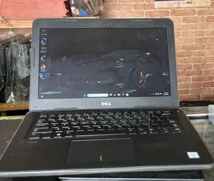 Laptop Dell Latitude 3380 4GB Intel Core i3 SSD 128GB