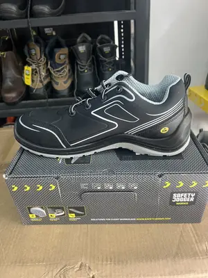 Flow Safety Jogger Boots