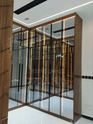 U Shape Full Height Wardrobe With Glass