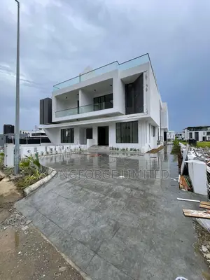 5bdrm Duplex in Lekki for sale
