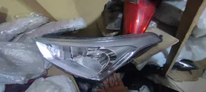 Set Head Lamp Hyundai Creta 2015
