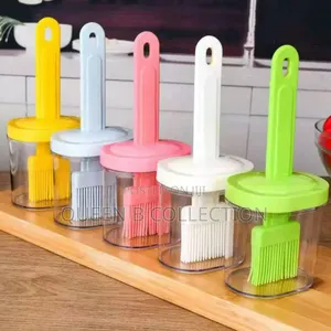 Silicone Brush With Bottle