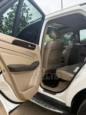 Mercedes-Benz M Class ML350 4MATIC 4dr SUV AWD (3.5L 6cyl 7A) 2015