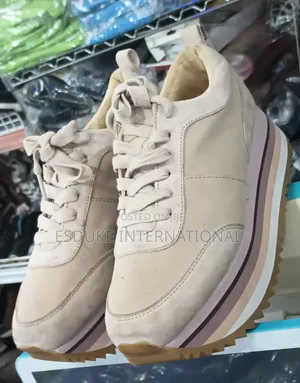 Lady Sneakers