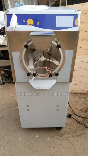 Standing Hard Ice Cream Machine