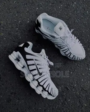 The Nike Shox Tl White/Black Gradient