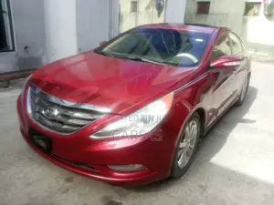 Hyundai Sonata 2013 Red
