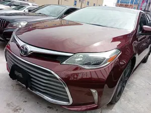 Toyota Avalon Limited Sedan FWD (3.5L 6cyl 6A) 2013 Brown