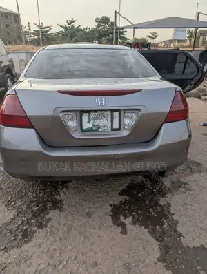 Honda Accord 2006 Gray