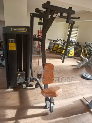 Seated Arm Clip Chest Machine