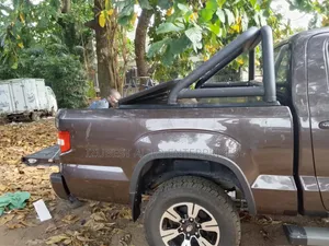 Boot Cover and Rugged Bar Nord Pick-Up
