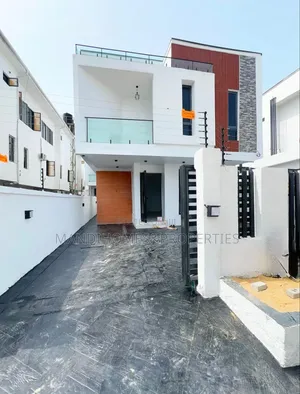 5bdrm Duplex in Ikota for sale