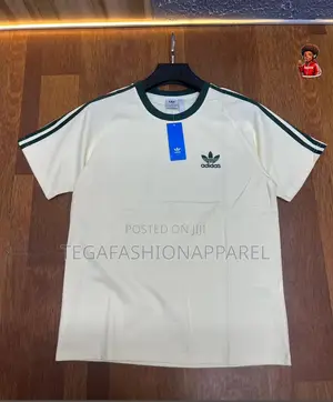 Adidas T-Shirt