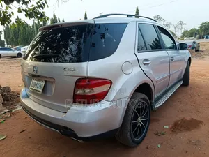 Mercedes-Benz M Class 2009 Silver