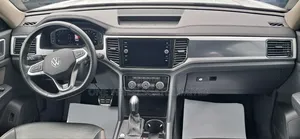 Volkswagen Atlas 3.6L V6 SEL R-Line Black 4MOTION 2023 White