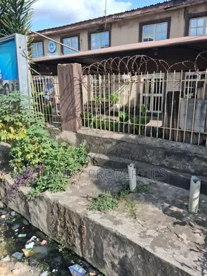 Warehouse to Let