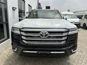 New Toyota Land Cruiser 2025 Black