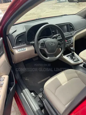 Hyundai Elantra 2017 Red
