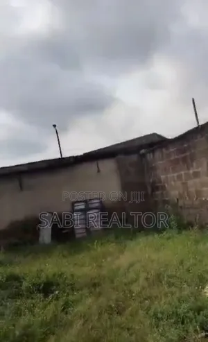 800sqm Residential Land With a Demolishable Bungalow