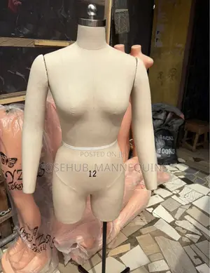 Size 12 Fully Pinnable Dress Form