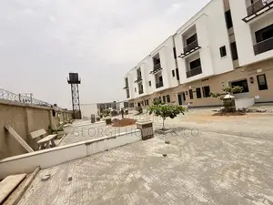 4bdrm Townhouse/Terrace in Jahi for sale
