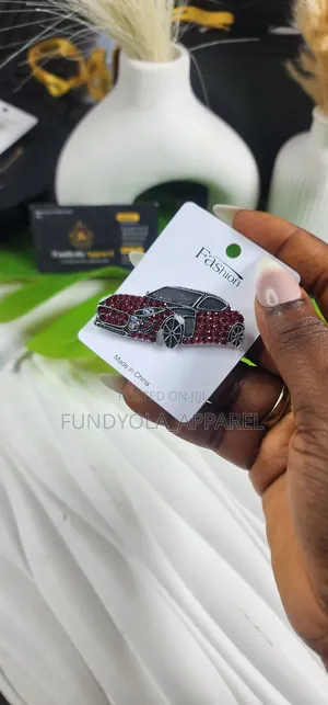 Fashion Stylist Brooch