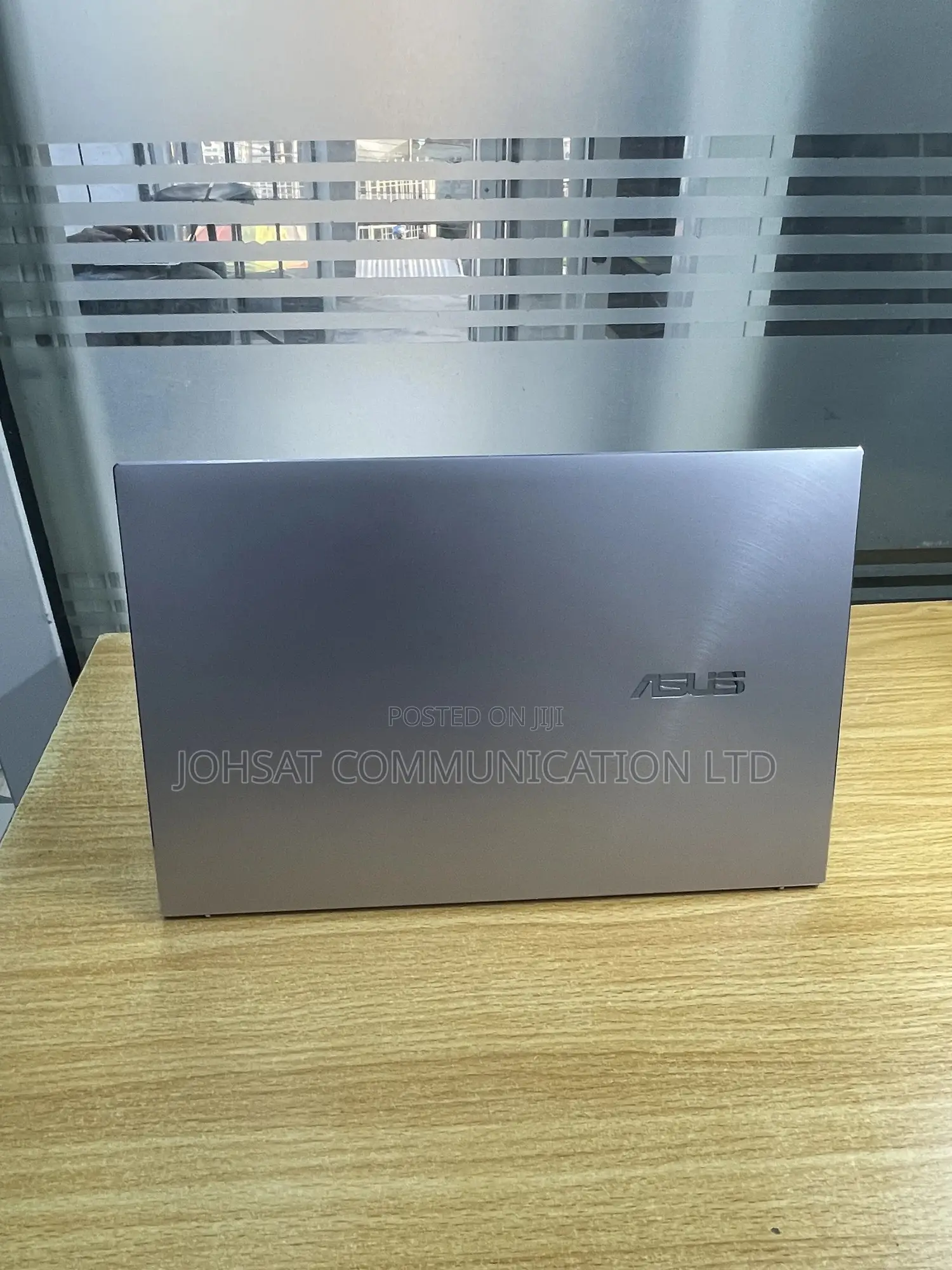 Laptop Asus ZenBook 13 UX331UN 8GB Intel Core i5 SSD 256GB