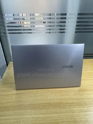 Laptop Asus ZenBook 13 UX331UN 8GB Intel Core i5 SSD 256GB