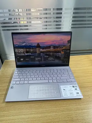 Laptop Asus ZenBook 13 UX331UN 8GB Intel Core i5 SSD 256GB