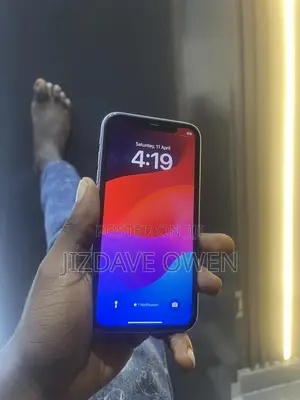 Apple iPhone 11 64 GB Purple