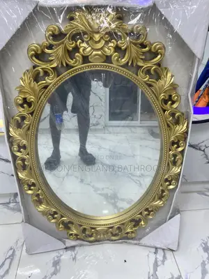 Royal Mirror