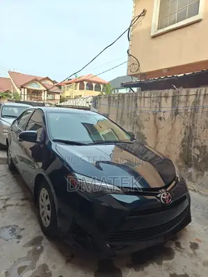 Toyota Corolla LE 4dr Sedan (1.8L 4cyl CVT) 2017 Blue