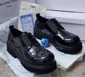 Balenciaga Gloss 