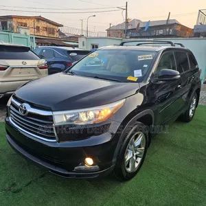 Toyota Highlander Limited Platinum 4dr SUV (3.5L 6cyl 6A) 2015 Black