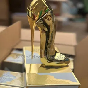 Cool Girl Gold Perfume