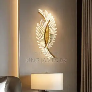 Feathers Led Wall Light