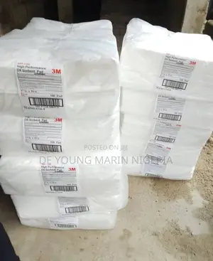 • Oil Sorbent Pad for Spill Control