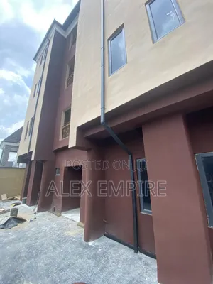 3bdrm Apartment in Bucknor for sale