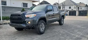 Toyota Tacoma 4dr Double Cab 2016 Gray