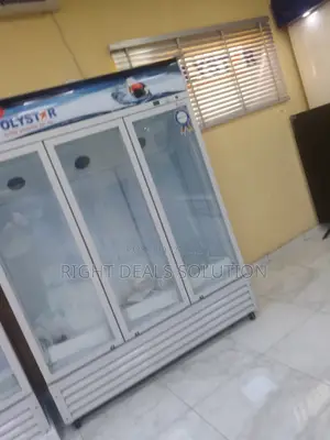 Spacious Showcase for Bottled Beverages