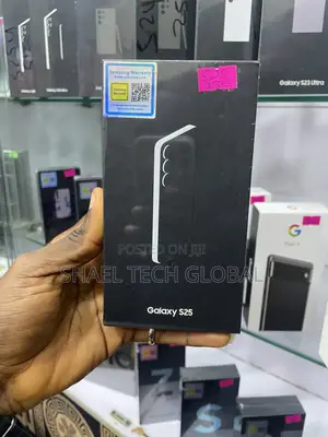 New Samsung Galaxy S25 256 GB