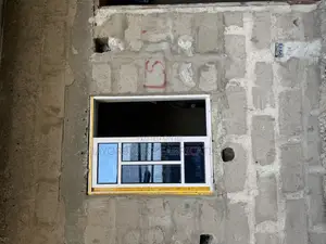 Sliding Window With Sugar Design