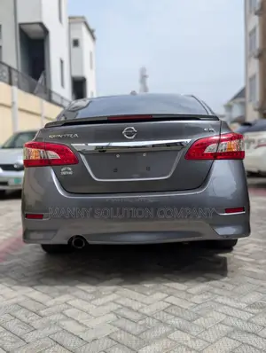 Nissan Sentra 2016 Gray