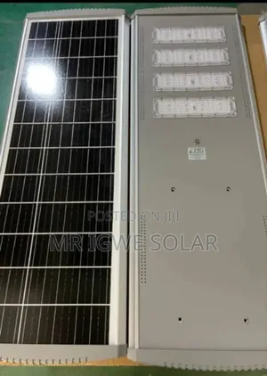 All in on Solar Streetlight