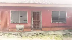 1bdrm Apartment in Turning Point Estate, Obio-Akpor for sale