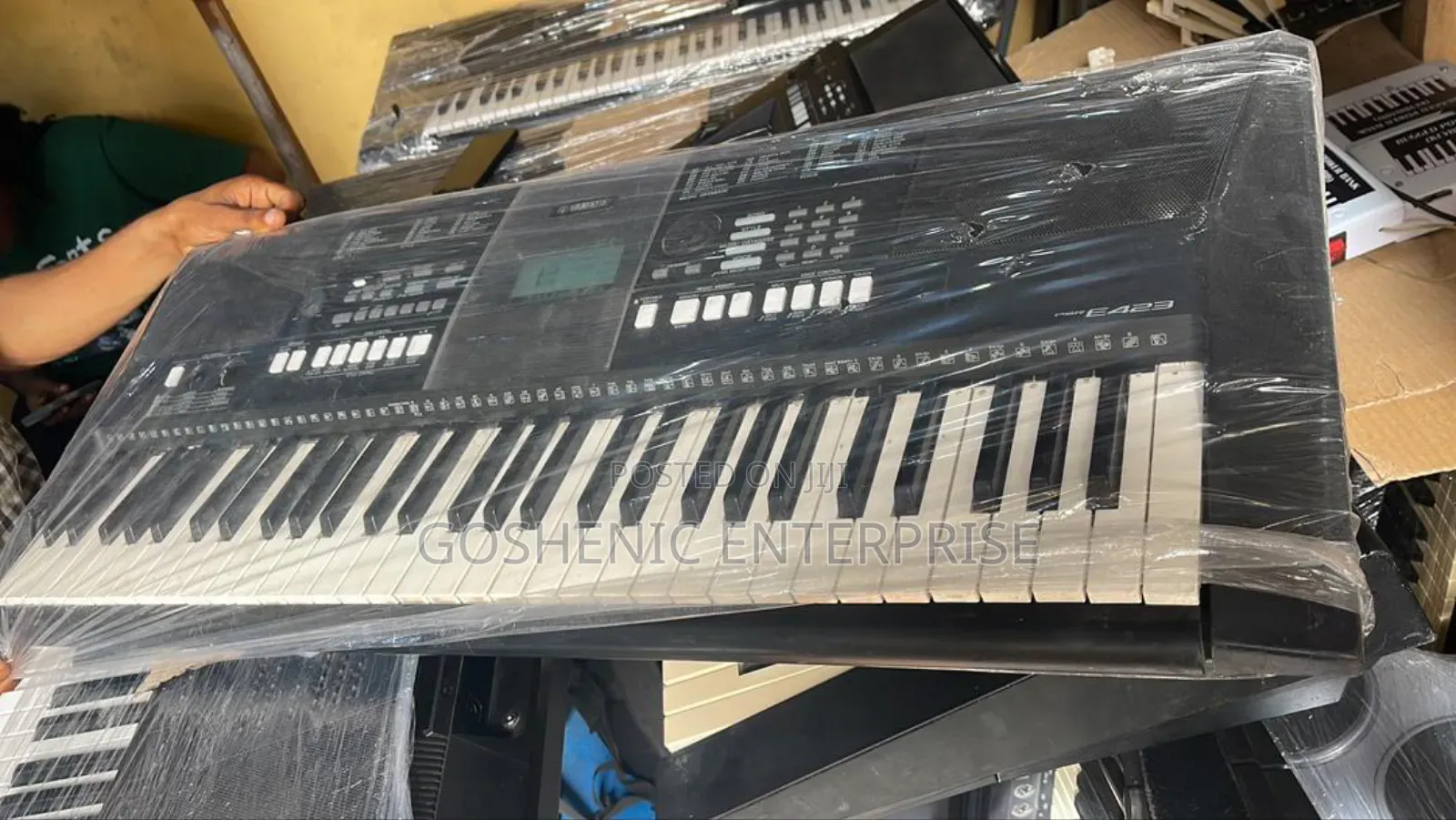 Yamaha PSR E 423