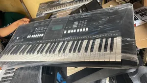 Yamaha PSR E 423