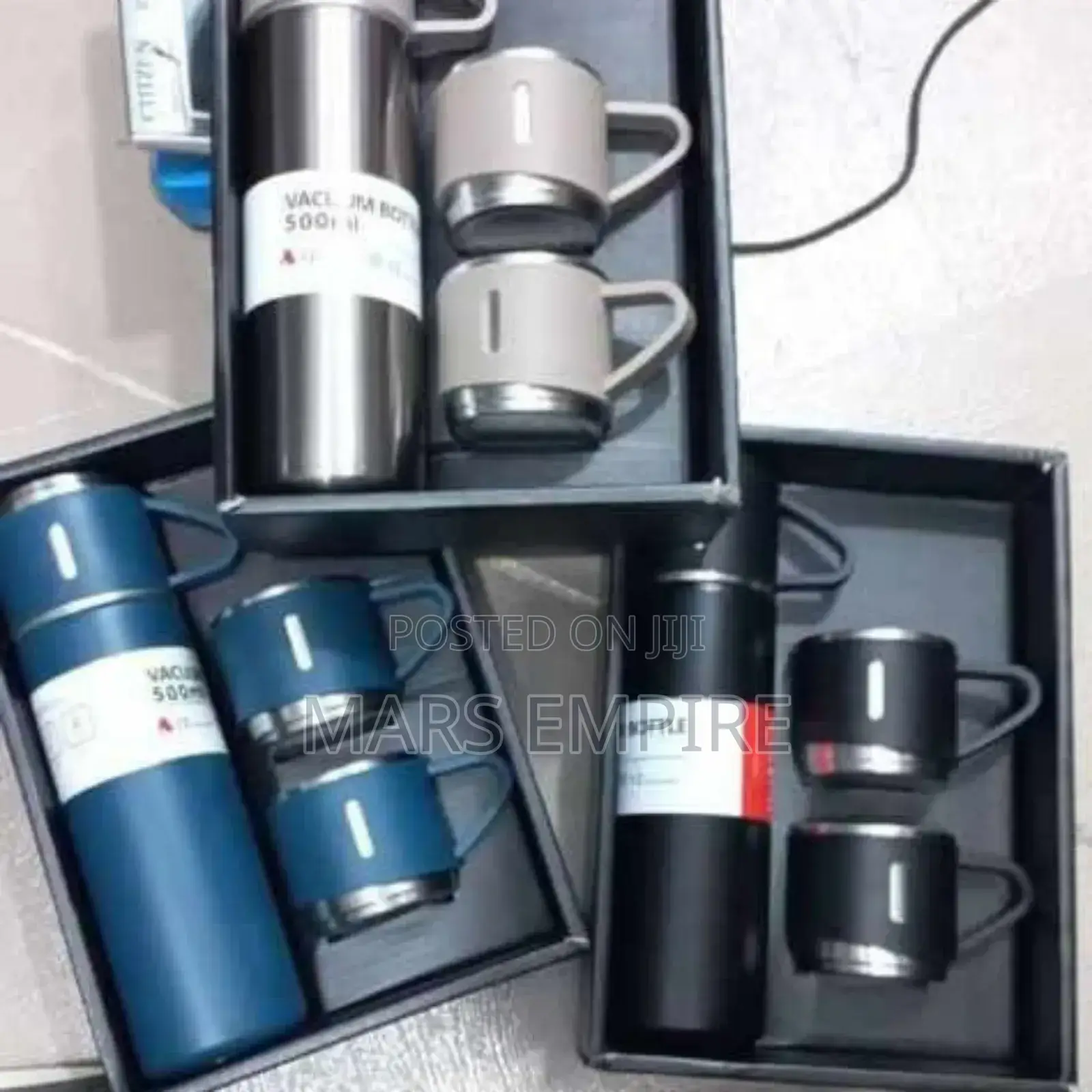 Hot Water Flask With 3 Cups