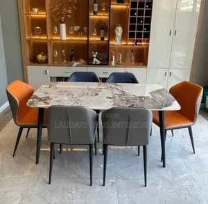 Contemporary 6 Seaters Marble Top Dining Table