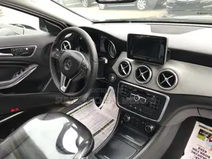 Mercedes-Benz GLA 250 2017 Black